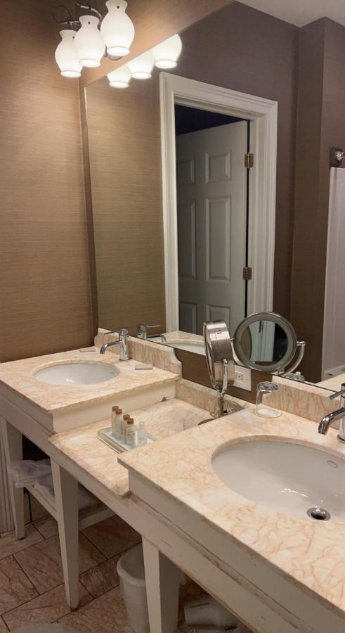 Rocky River Inn New Milford Extérieur photo