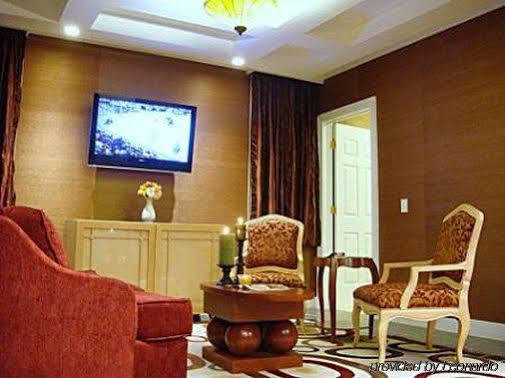Rocky River Inn New Milford Chambre photo